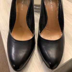 Nine West Black Heels / Pumps - Size 7